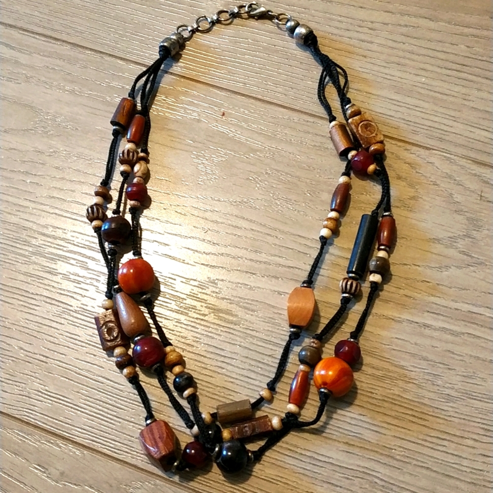 Rustic African hand made natural wood and seed beats carving short necklace